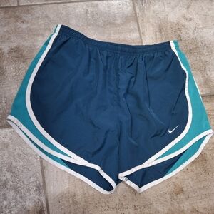 Nike running shorts size medium